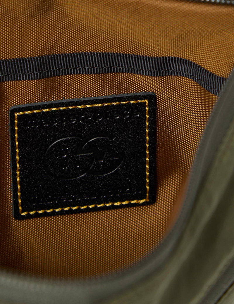 Universal Works X Master-Piece Canvas Sacoche Olive Interior