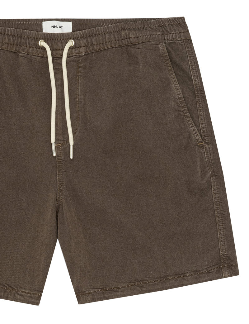 NN07 Gregor Shorts Marble Husk Detail View