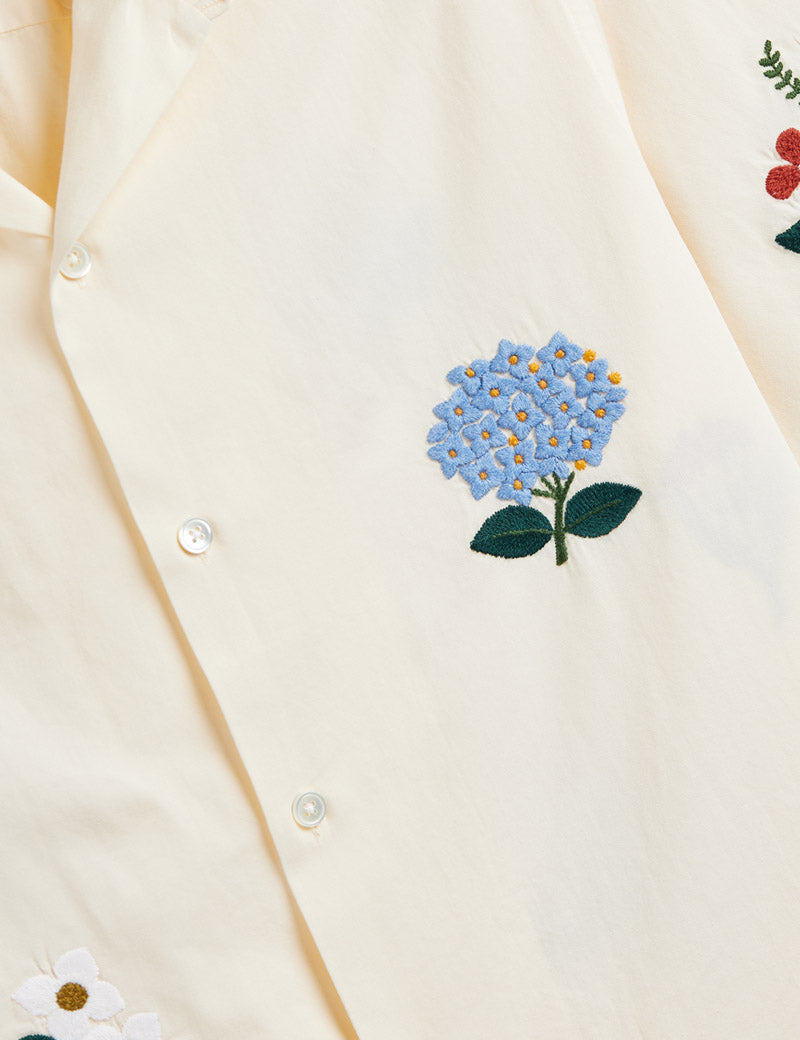 Portuguese Flannel Embroidery Flowers Shirt Embroidered Detail