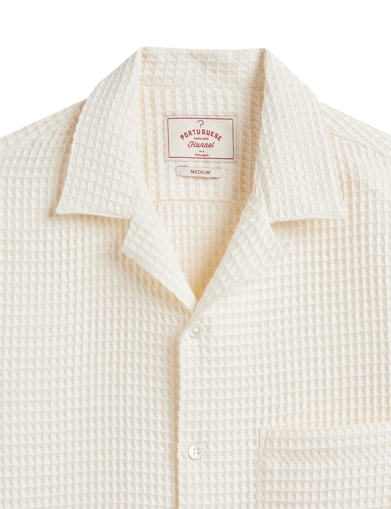 Portuguese Flannel Honey Comb Short Sleeve Shirt White Collar Detail