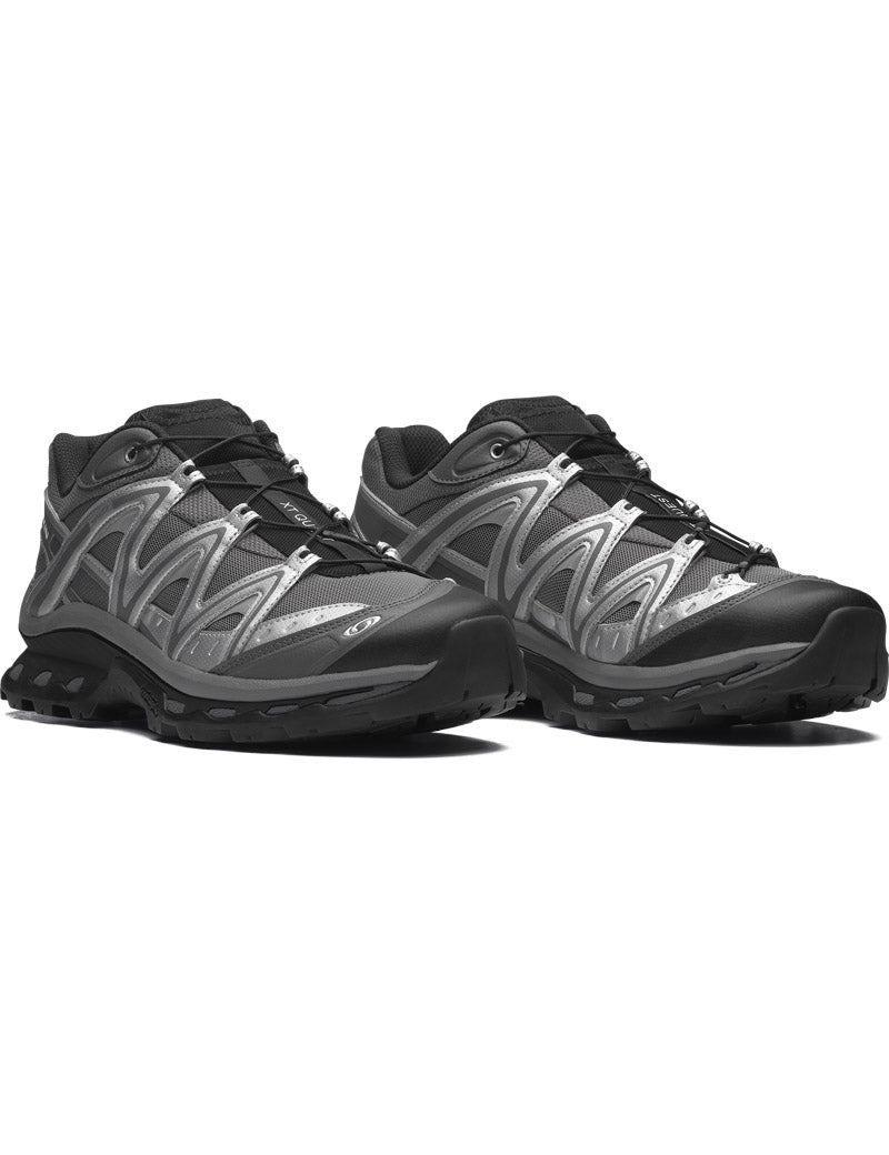 Salomon XT-Quest Trainers Black, FTW Silver And Castle Rock Angled View