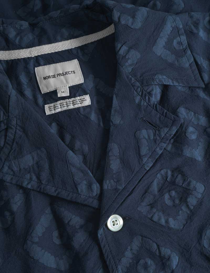 Norse Projects Mads Batik Short Sleeved Shirt Dark Navy