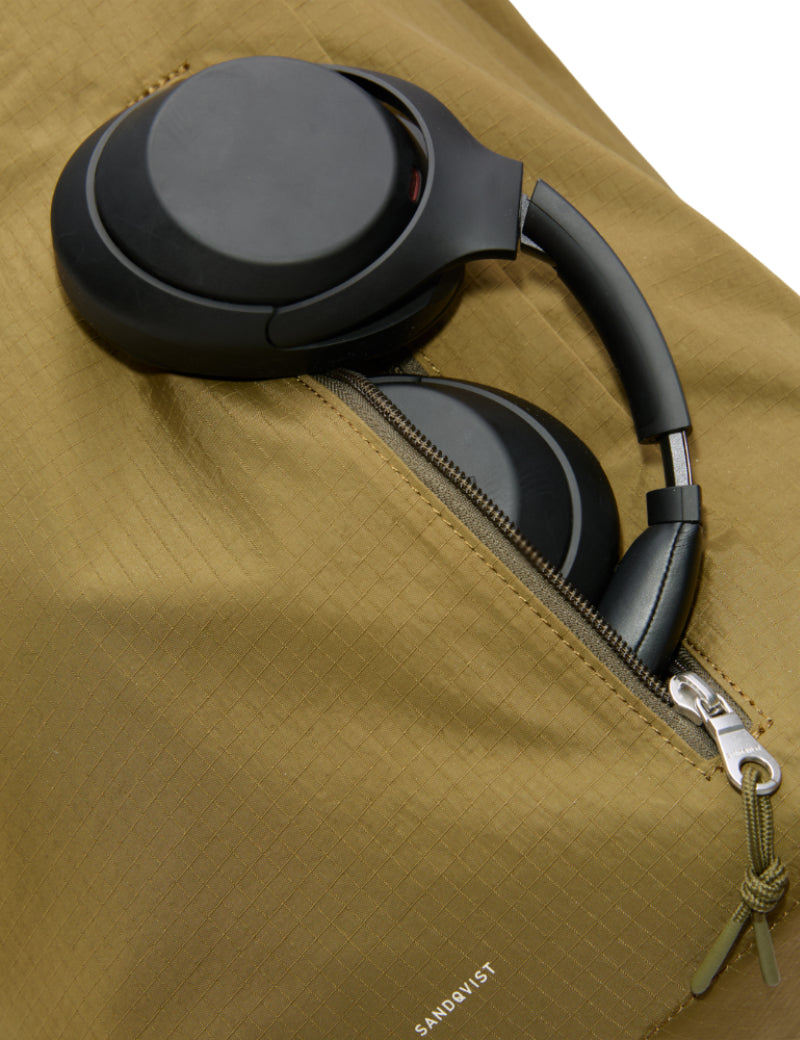 Sandqvist Grid Rolltop Backpack Olive Front Pocket