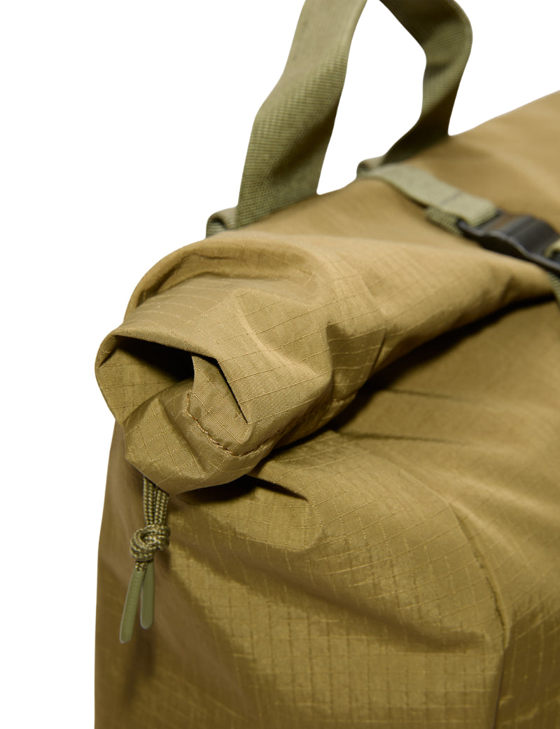 Sandqvist Grid Rolltop Backpack Olive Rolltop Detail