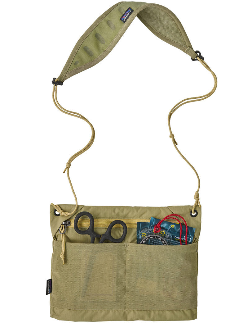 Patagonia Terravia Sacoche Bag Gumtree Green With Contents