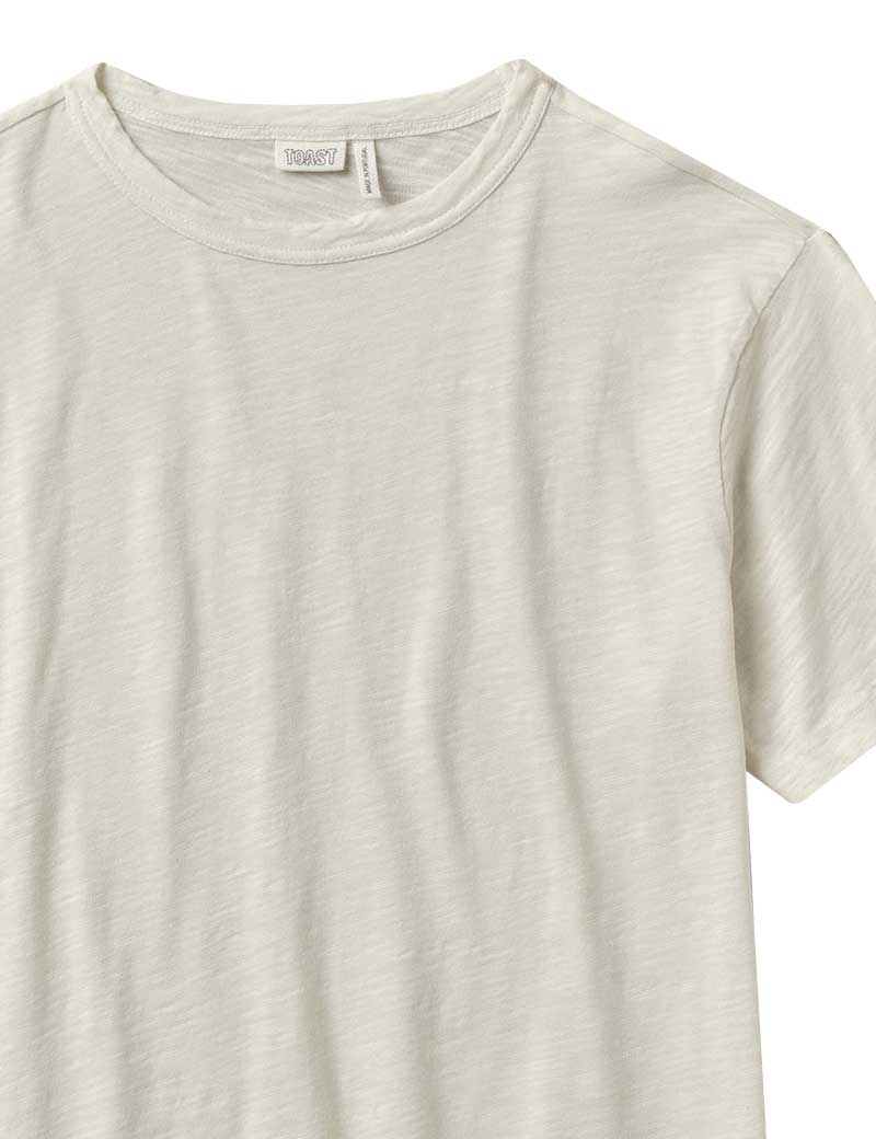 TOAST THEO ORGANIC COTTON SHORT SLEEVE T-SHIRT CHALK