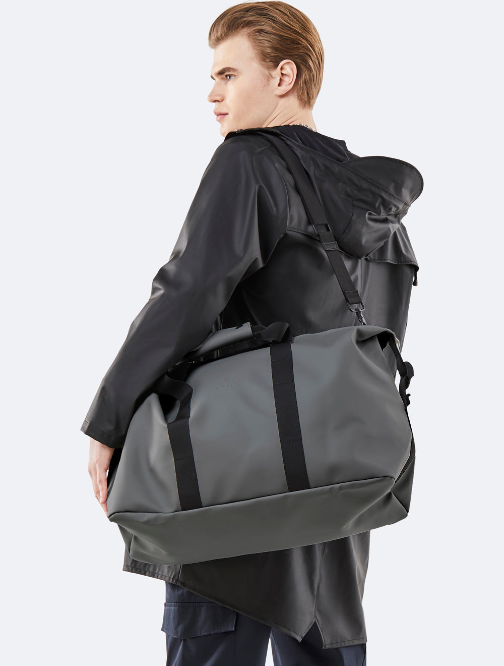 Rains 1320 Weekend Bag Charcoal