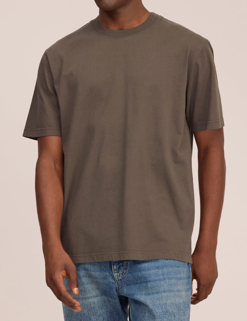 NN07 Adam Pima T-Shirt Earthwood on Model