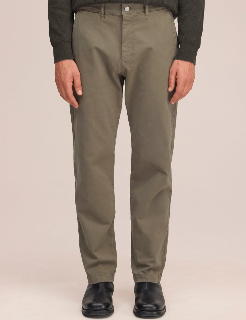 NN07 Aden Chino Mable Husk On Model