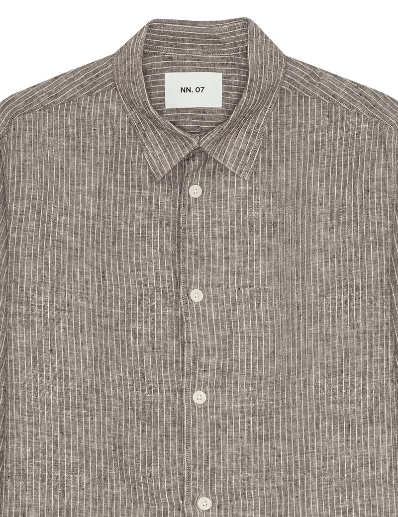 NN07 Enzo Classic Collar Linen Shirt Clay Stripe Collar Detail