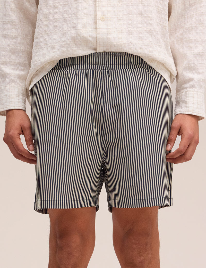 NN07 Holiday Shorts Navy Stripe On Model Front