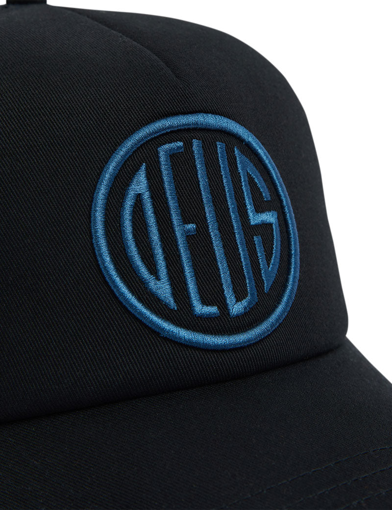 Deus Ex Machina Pill Logo Trucker Cap Black