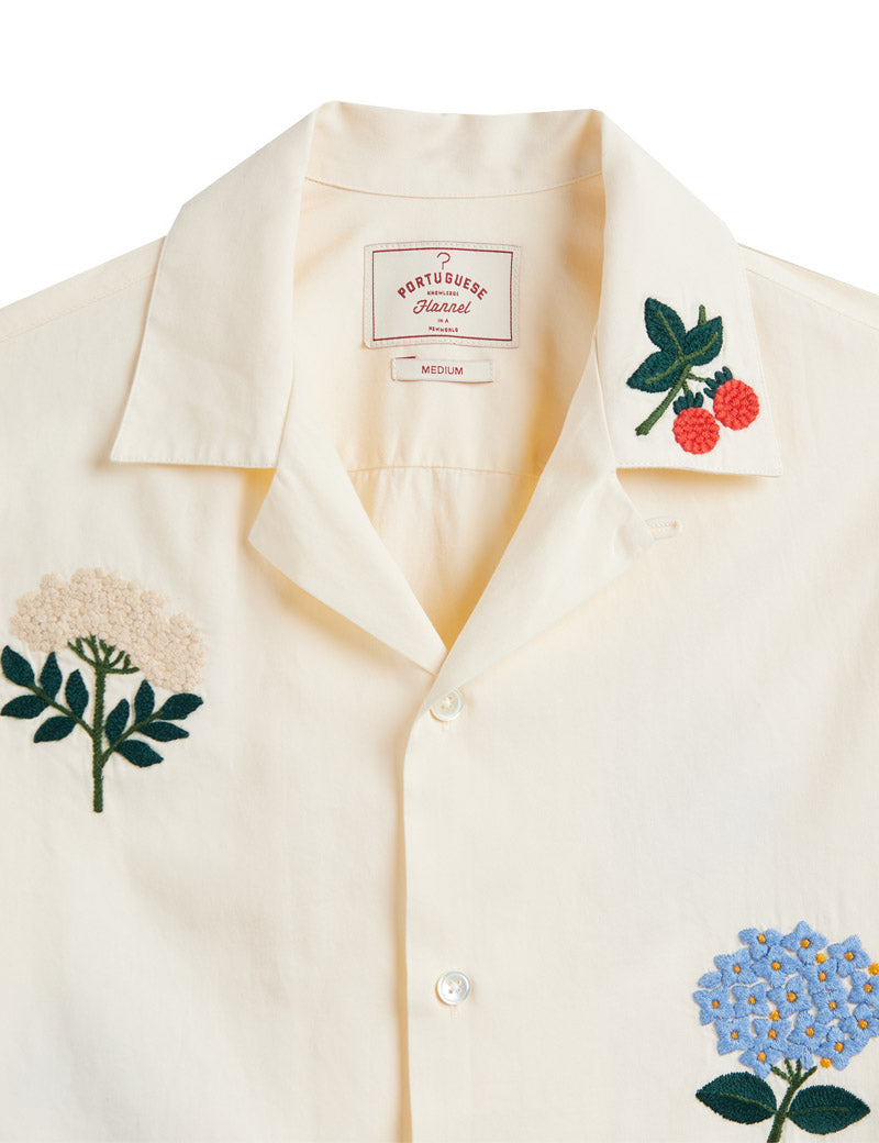 Portuguese Flannel Embroidery Flowers Shirt Collar Detail