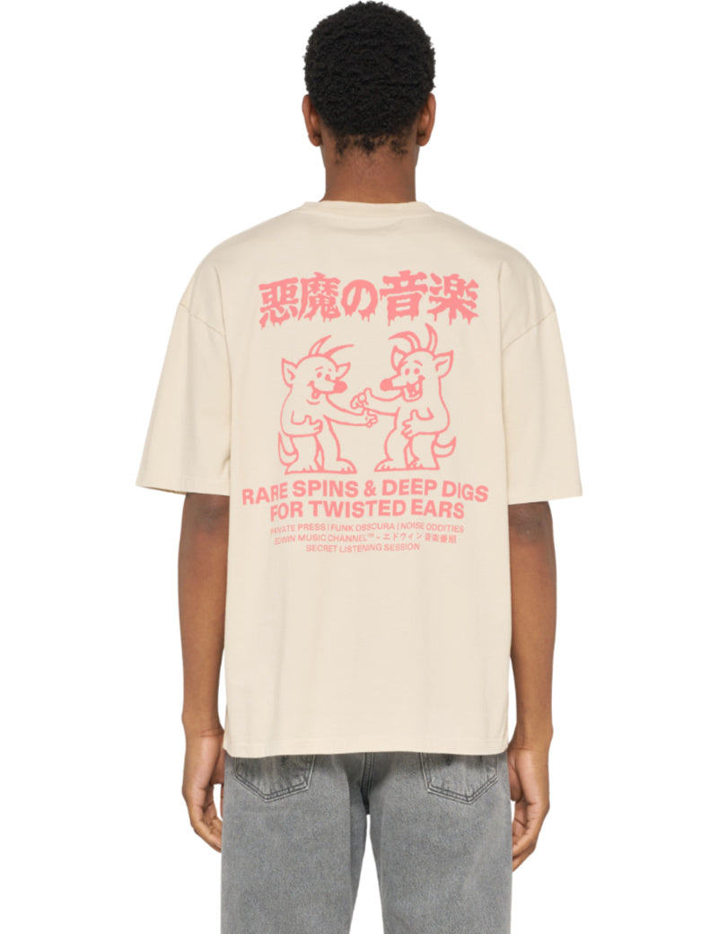 Edwin Rare Spins T-Shirt Fog On Model Back