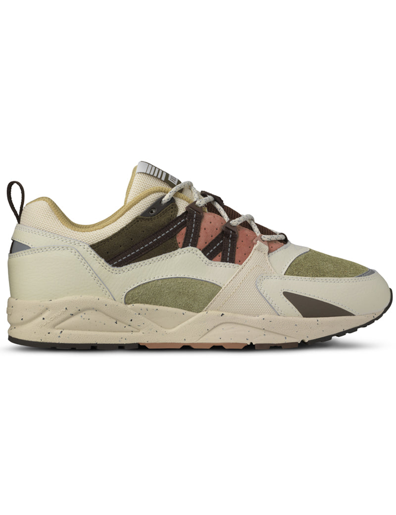 Karhu Fusion 2.0 Trainers Lily White And Mole
