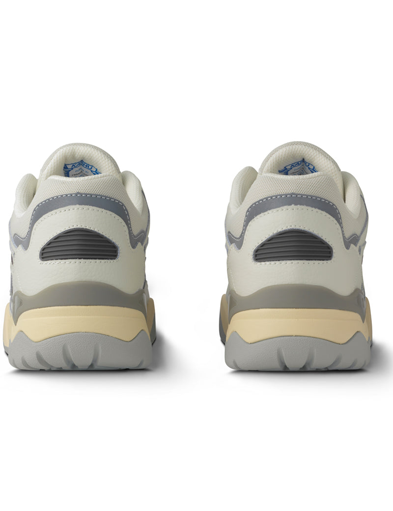 Karhu Fusion XT Trainers Icicle And Dark Gull Gray Heel View