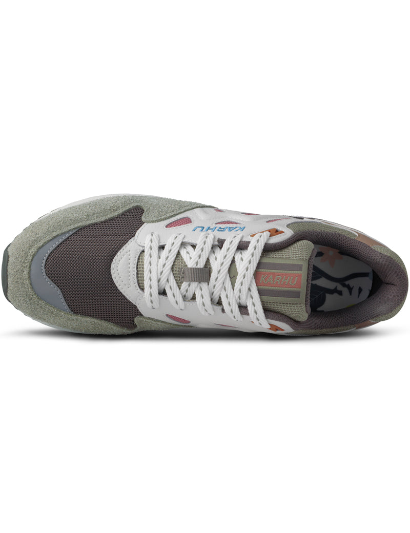Karhu Legacy 96 Trainers Dark Gull Gray And Light Mahogany Top View