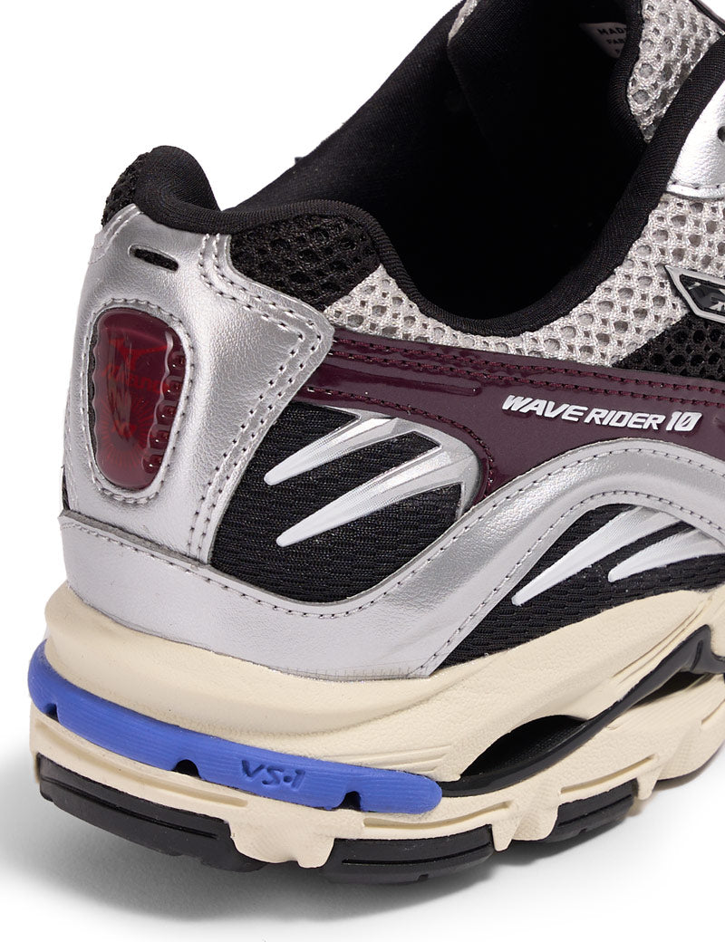 Mizuno Wave Rider 10 Trainers Harbour Mist Black Fig Heel Detail