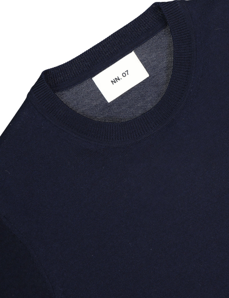 NN07 Ted Merino Sweater Navy Blue Collar Detail