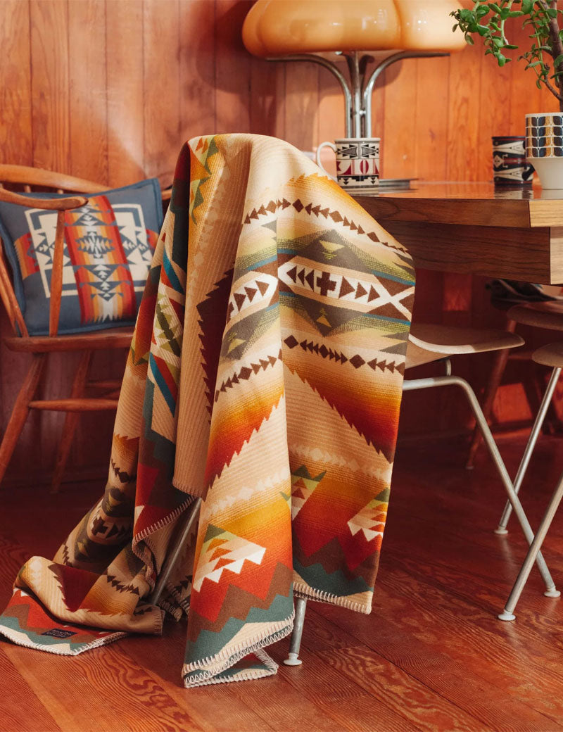 Pendleton Jacquard Unnapped Robe Blanket Solstice Canyon