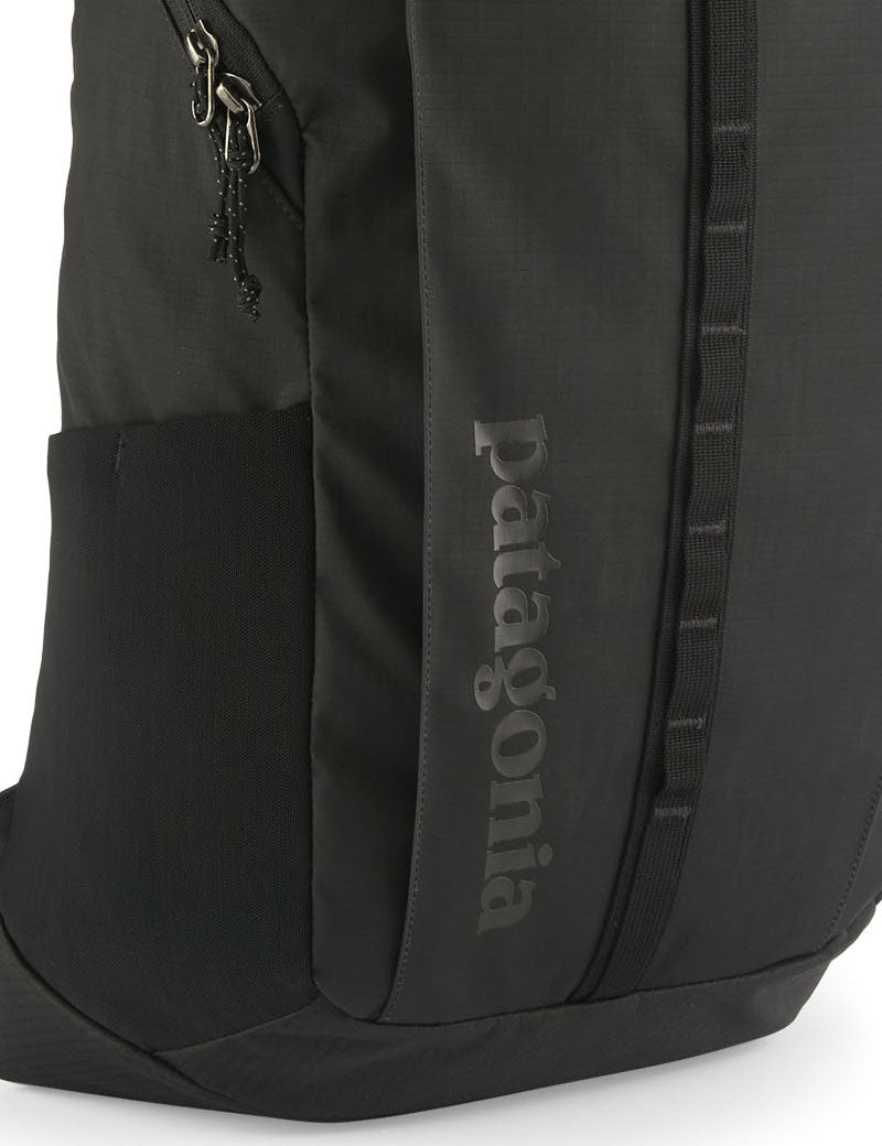 Patagonia Black Hole Pack Backpack 25L Black Detail