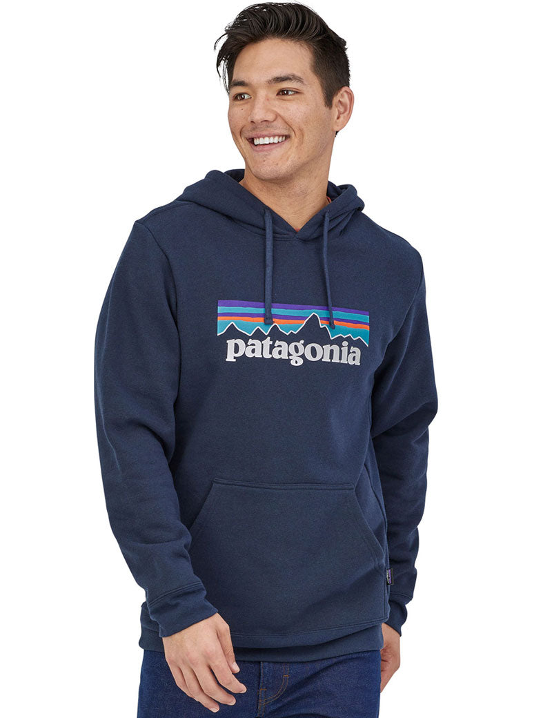 Patagonia Men's P-6 Logo Uprisal Hoody New Navy On Model