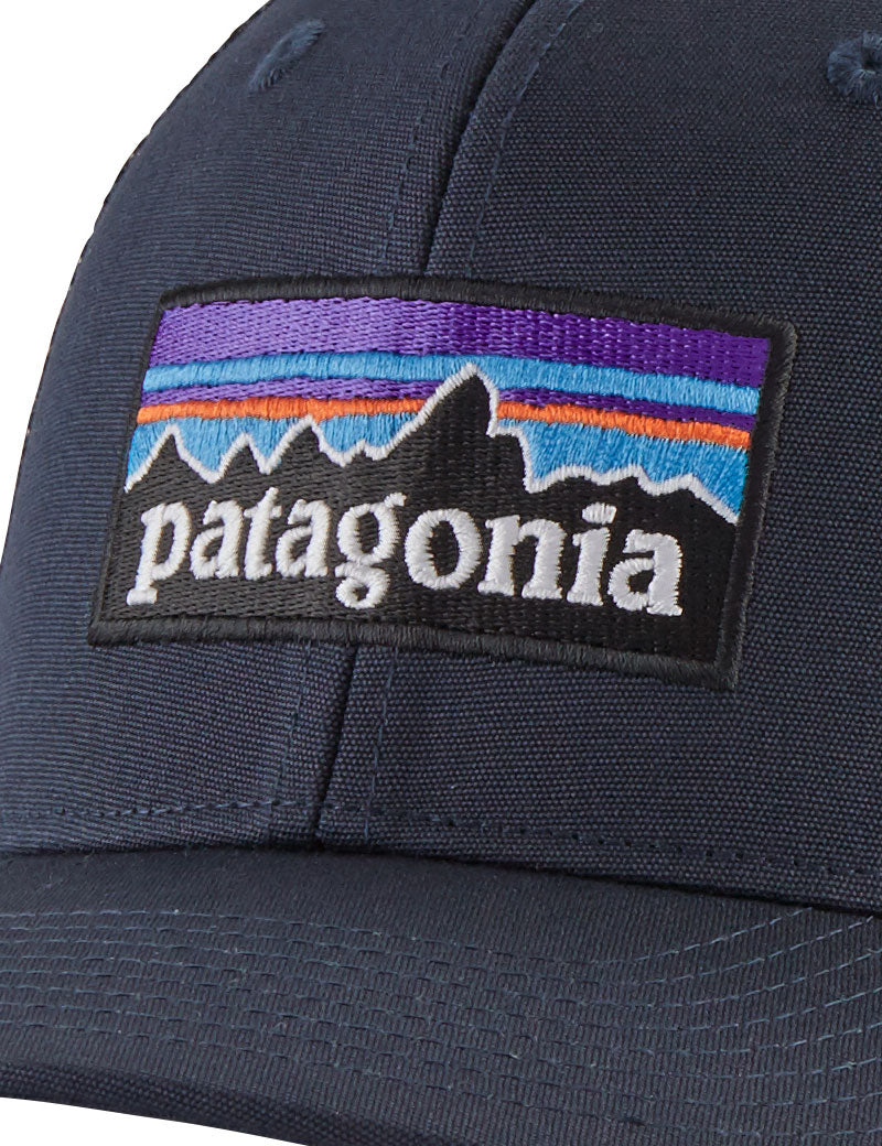 Patagonia P-6 Logo Trucker Hat New Navy Logo Detail