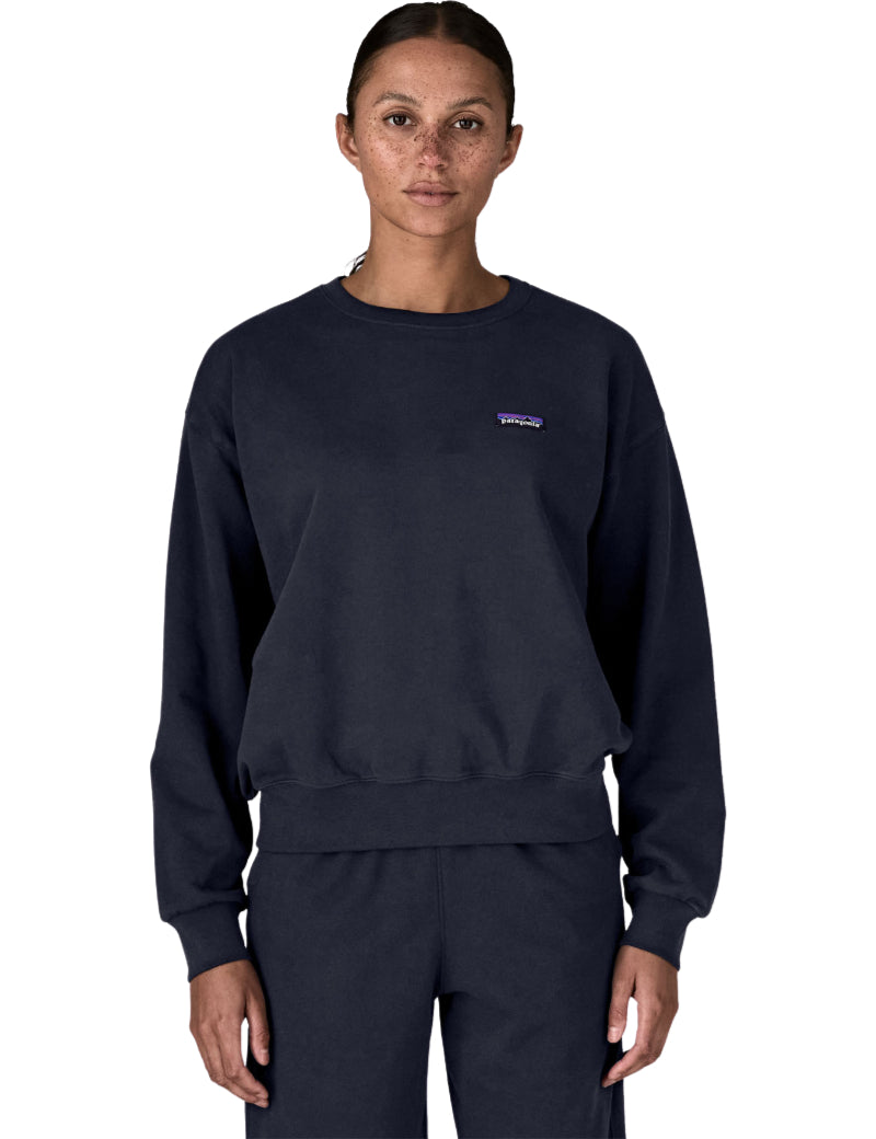 Patagonia W's Daily Crew Sweatshirt Sunken Blue Front On Model
