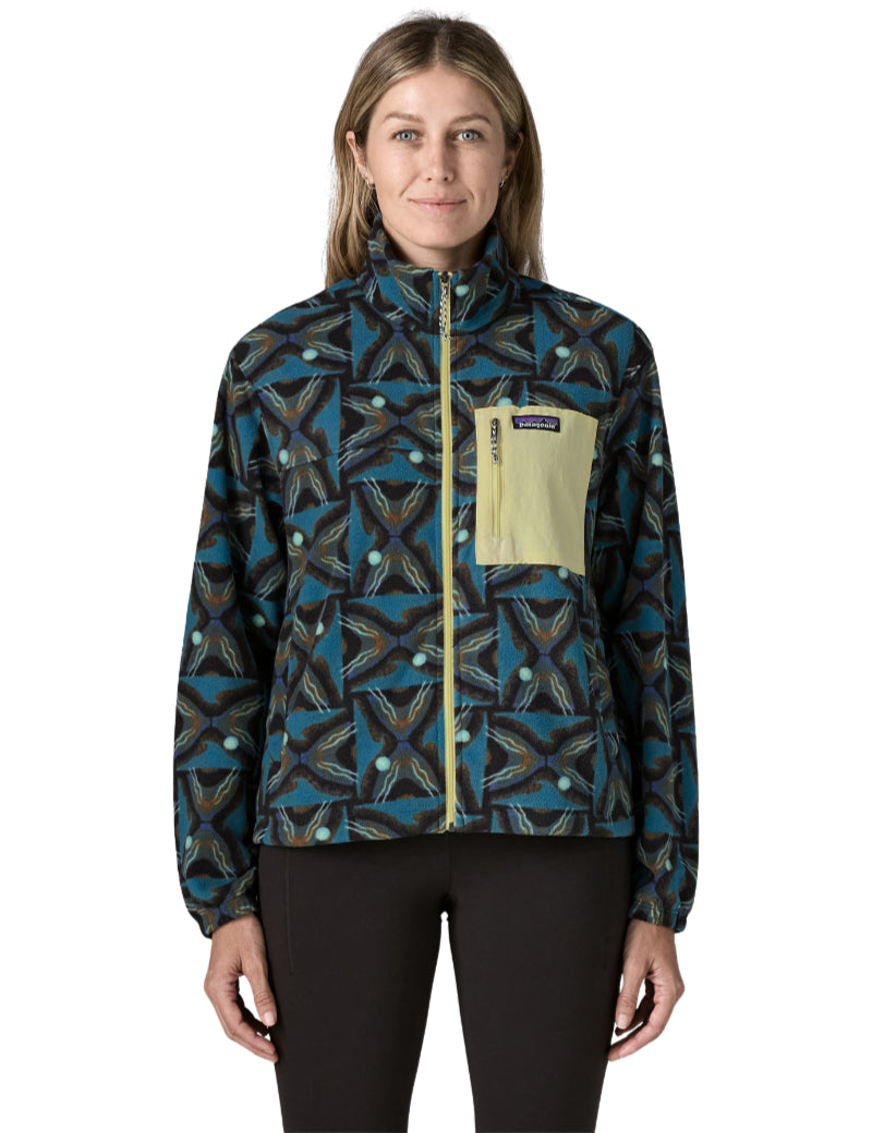 Patagonia Women's Micro D Fleece Patch Pocket Jacket Deep Freeze & Black On Model