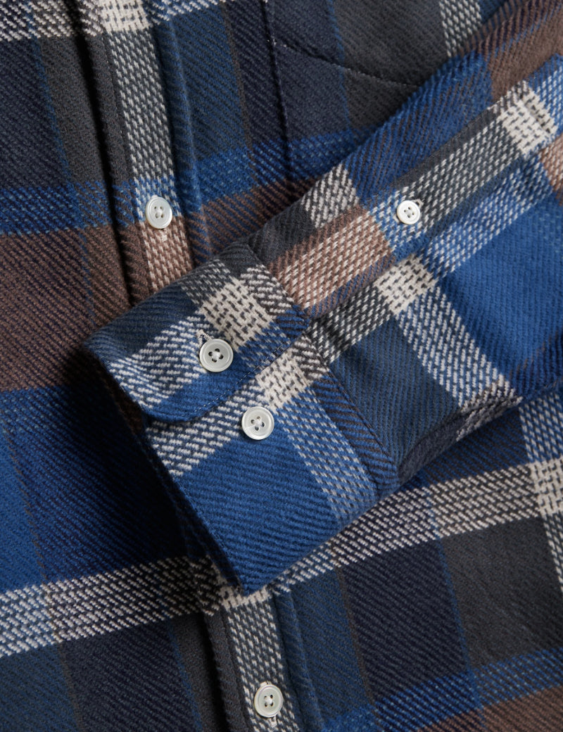 Portuguese Flannel Alpino Shirt Cuff and Chest Pocket