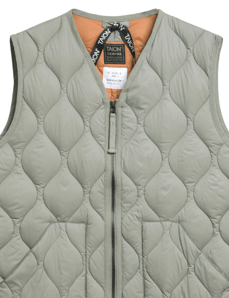 Taion Military V-Neck Zip Down Vest Dark Sage Green Collar Detail