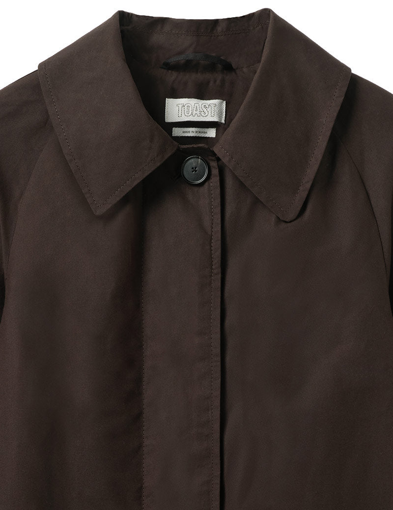 Toast Frankie Waxed Cotton Raglan Coat Chocolate Collar Detail