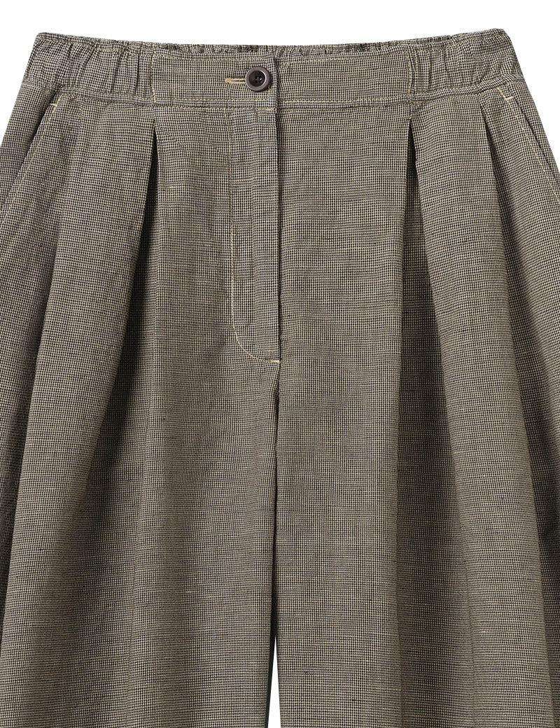 Toast Micro Houndstooth Wide Leg Trousers Vintage White Black Waistband Detail