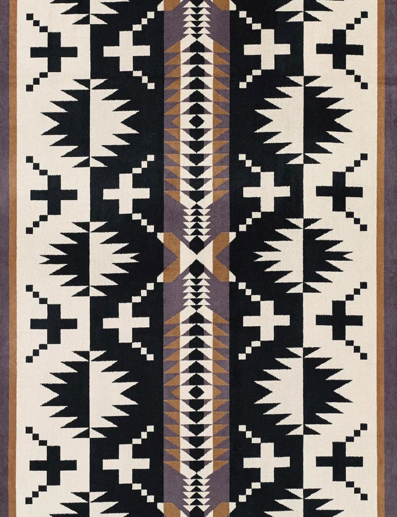 Pendleton Oversized Jacquard Spa Towel Spider Rock Black White