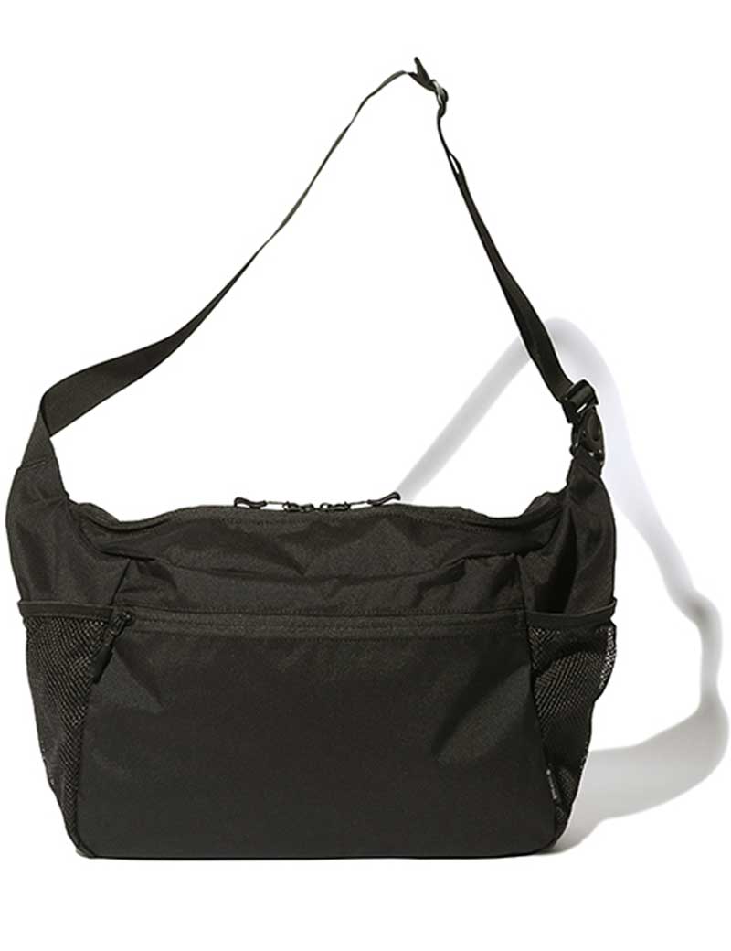 SNOW PEAK EVERYDAY USE MIDDLE SHOULDER BAG BLACK